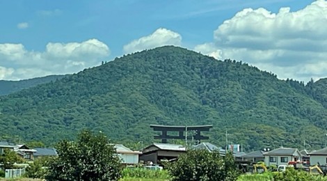8月の三輪山